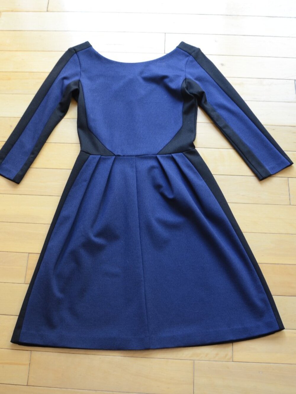 AMANDA UPRICHARD Dress Womens XS P Blue Black Fit Flare Ponte Colorblock
